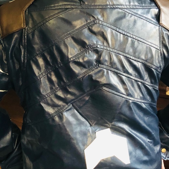 Avengers Infinity War Bucky Barnes Winter Soldier White Wolf Faux Leather Jacket - Picture 3 of 6